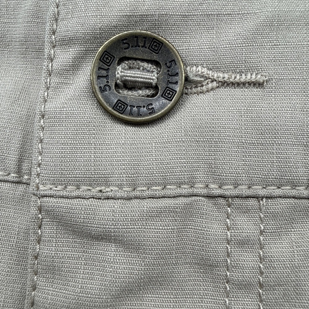 5.11 Tactical Cargo Ripstop Pants Men Tag 40x34 Real 41x33 Beige Work 7512 - Picture 3 of 13